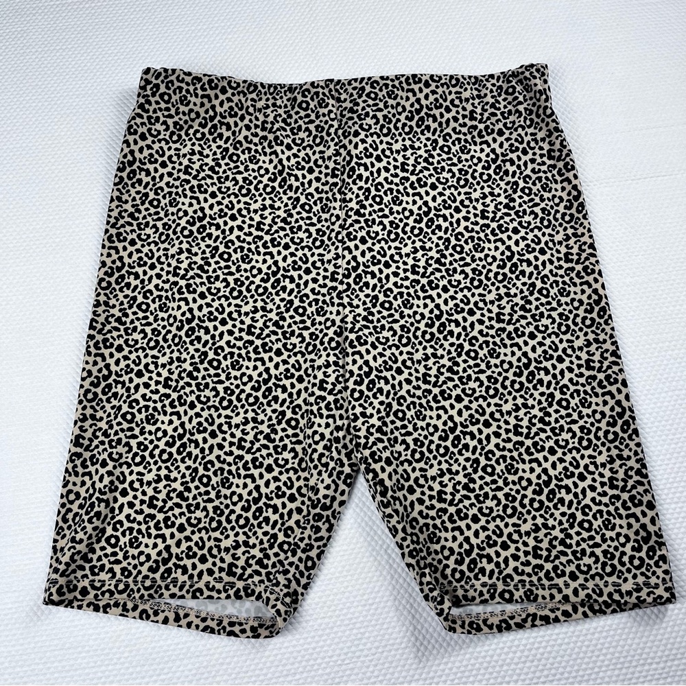Forever 21 Bike Shorts Leopard XL